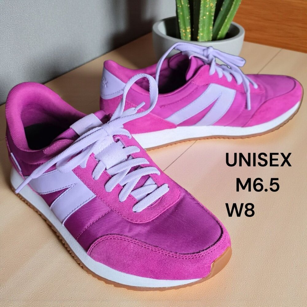 NWOT KIZIK MILAN (7.5 - 8) FESTIVAL FUSHCIA Unisex Sneakers Sold Out Color